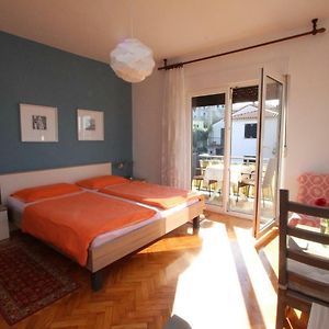 Camera con letto king size